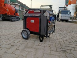 GENERATORE ELETTRICO HONDA EU70is - MOTORE HONDA GX390 - INVERTER - 7.000 WATT